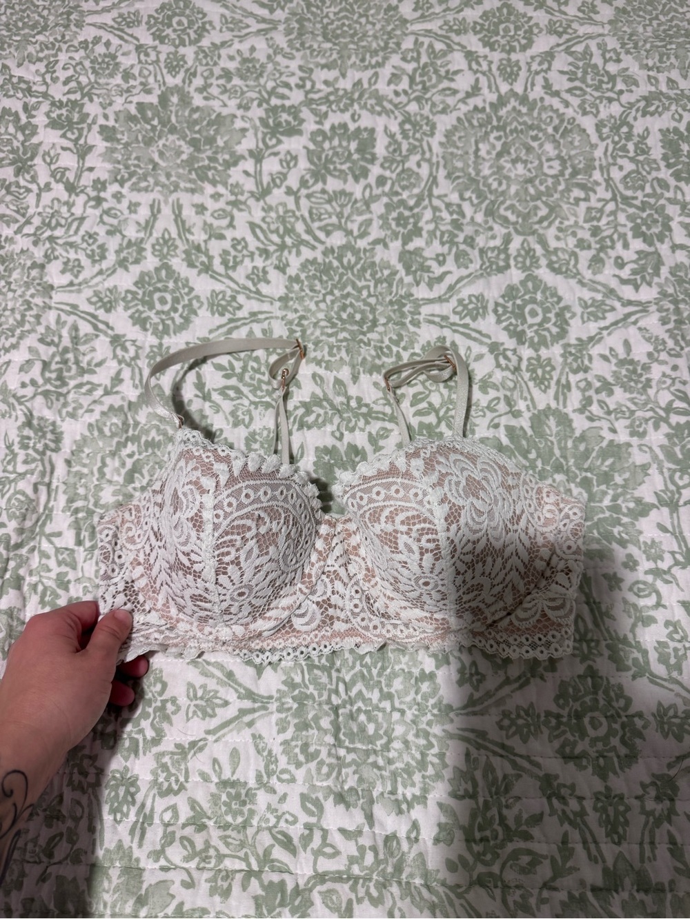 aerie Cream Lace Longline Bra with Scalloped Trim
